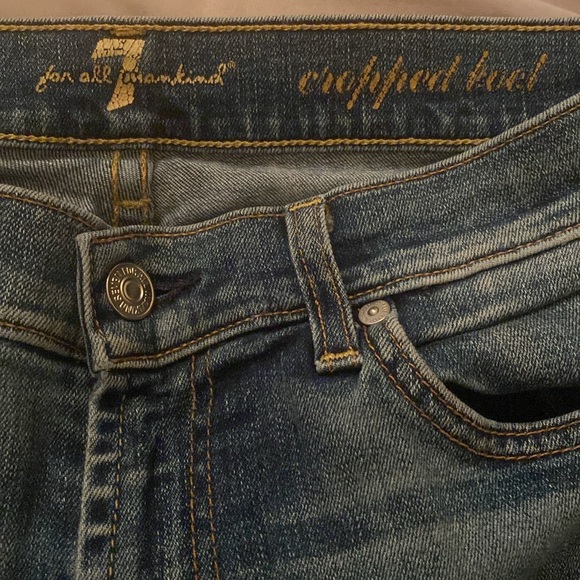 7 For All Mankind cropped denim - Picture 4 of 4